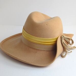 VINTAGE Mr. K Original Beige Wool Felt Classic Boho Hat